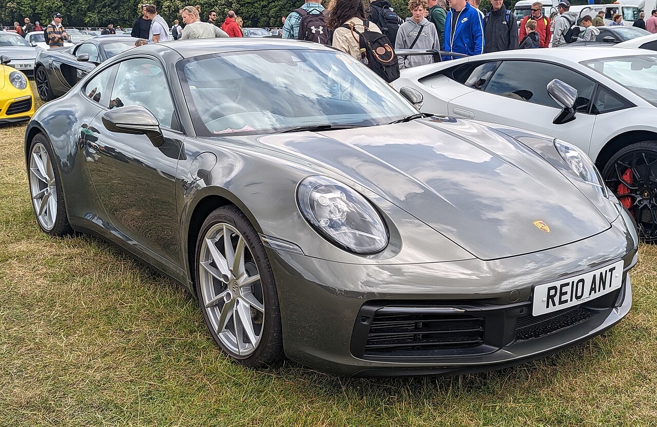 2021 Porsche 911 Carrera.jpg